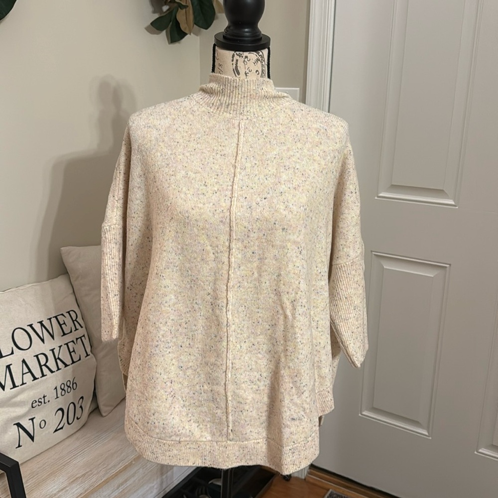 EUC Loft Dolman Sleeve Solid Sweater in oversized XSP.